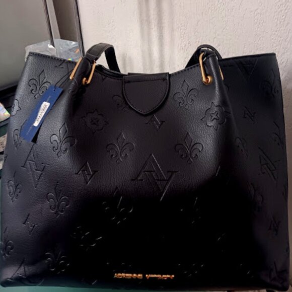 Adrienne Vittadini Handbags - ADRIENNE VITTADINI 2pc Black Signature Fleur-De-Lis/AV Monogram Tote Bag + Pouch